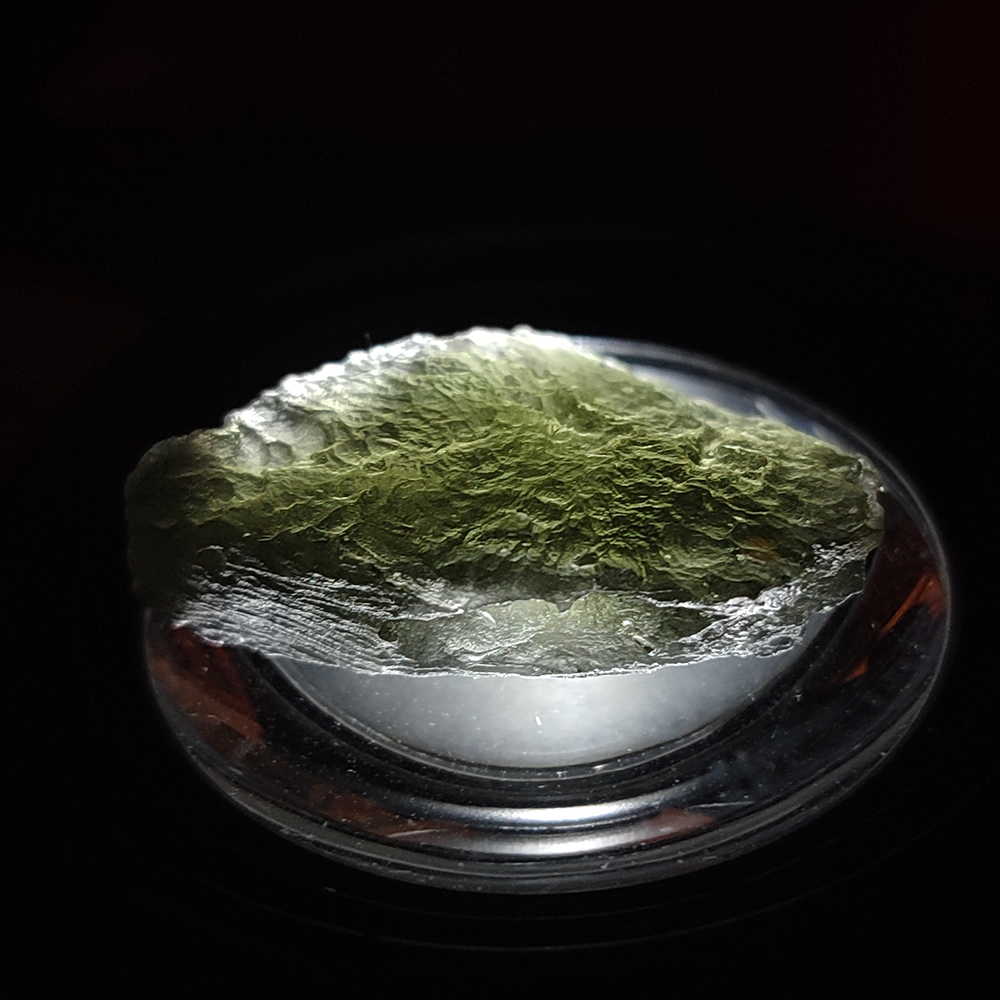 Moldavite (Bartochov) 5.68g